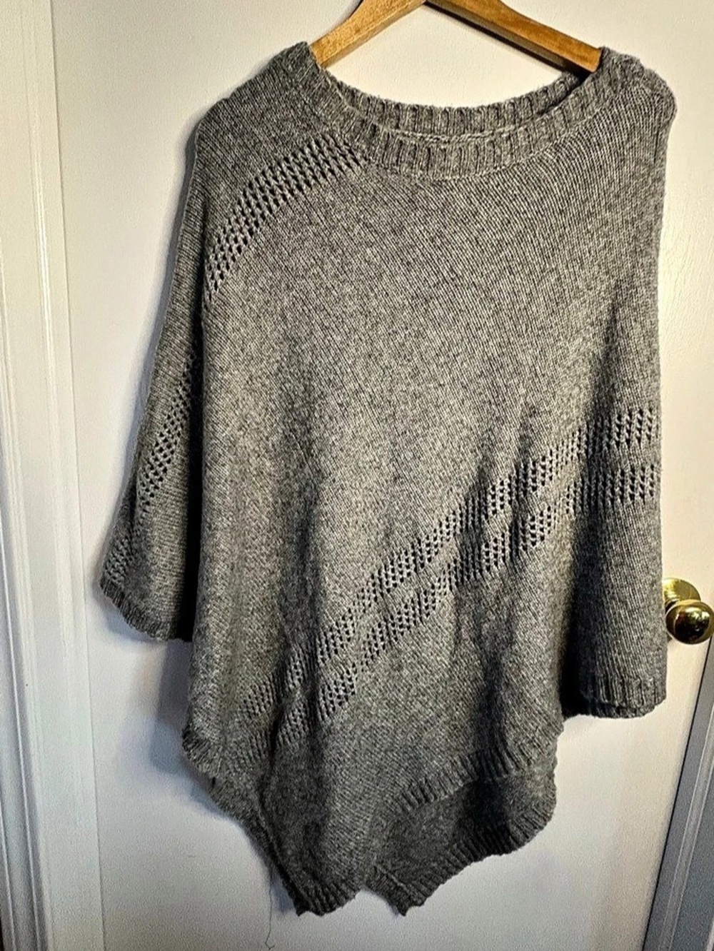 G.H. Bass & Co. Wool Blend Knit Poncho Open Knit Details Boho Y2K Academia Cozy